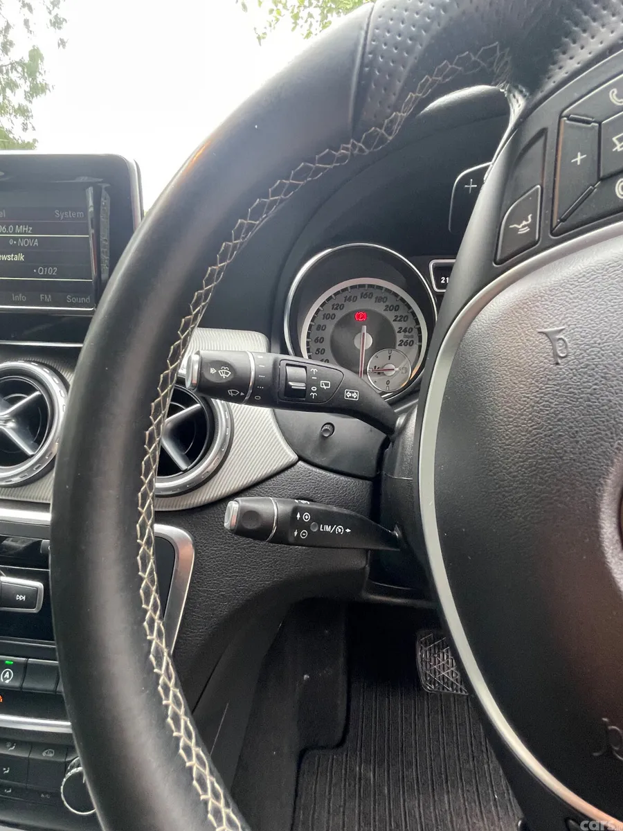 Mercedes-Benz GLA SUV, Diesel, 2015, Silver