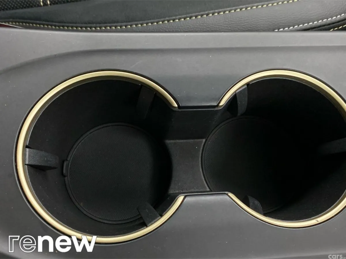 Renault Arkana Hatchback, Petrol, 2023, Black