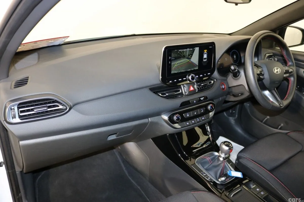 Hyundai i30 Hatchback, Petrol, 2025, White