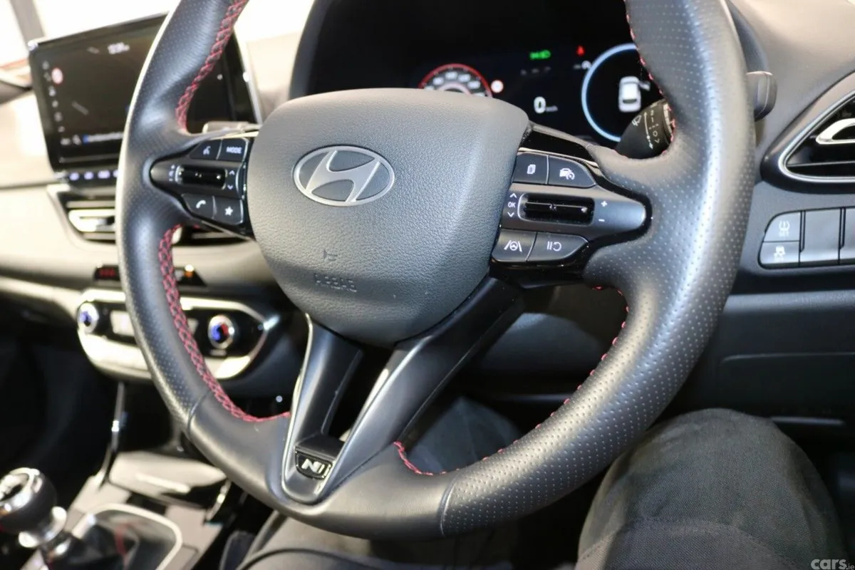 Hyundai i30 Hatchback, Petrol, 2025, White