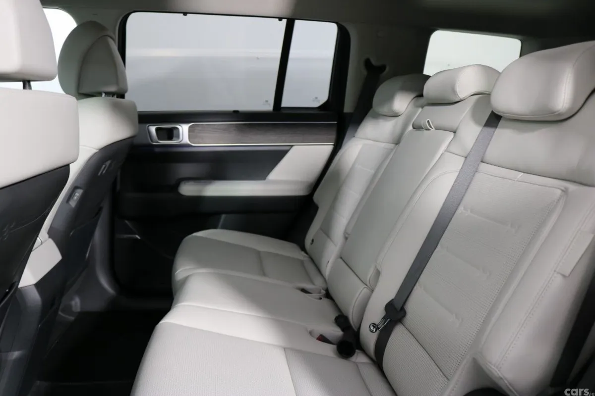 Hyundai Santa Fe SUV, Petrol Plug-in Hybrid, 2025, Grey