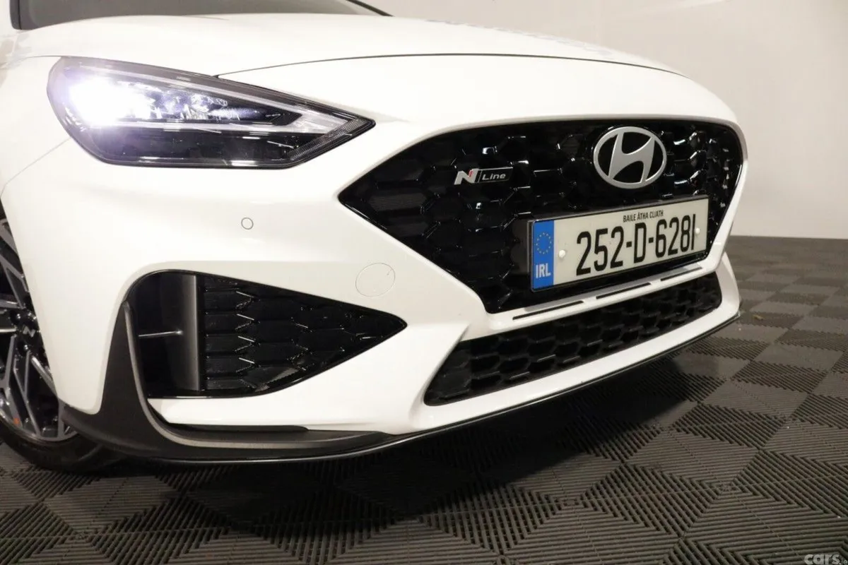 Hyundai i30 Hatchback, Petrol, 2025, White