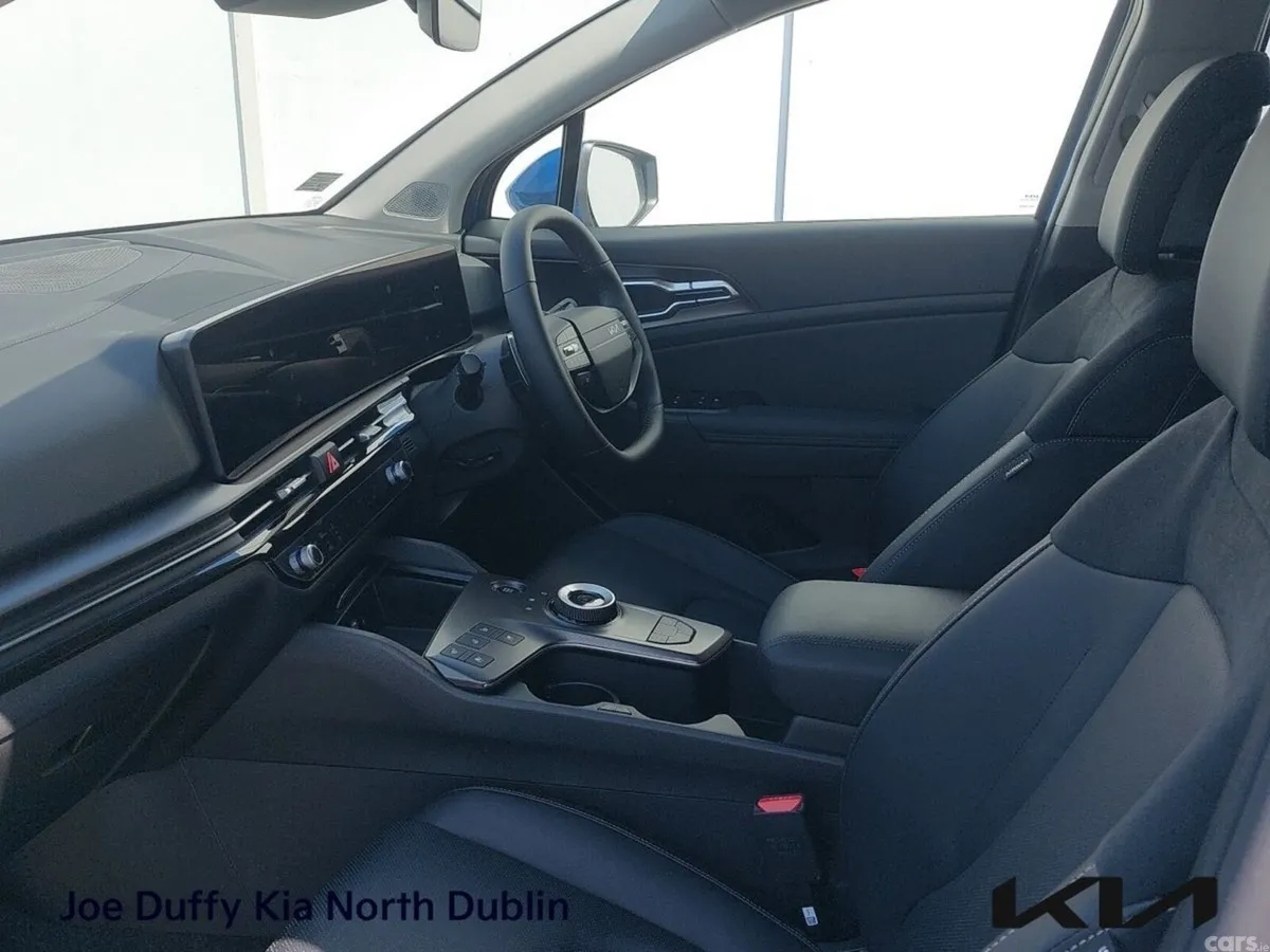 Kia Sportage MPV, Petrol Hybrid, 2026, Blue