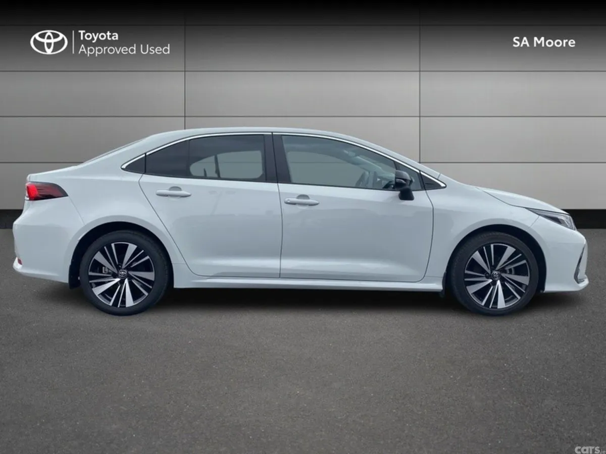 Toyota Corolla Saloon, Petrol Hybrid, 2025, Grey