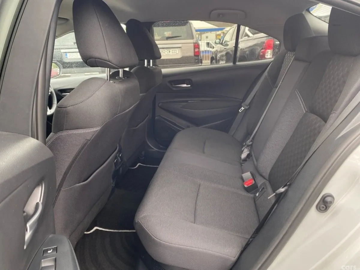 Toyota Corolla Saloon, Petrol Hybrid, 2025, Grey