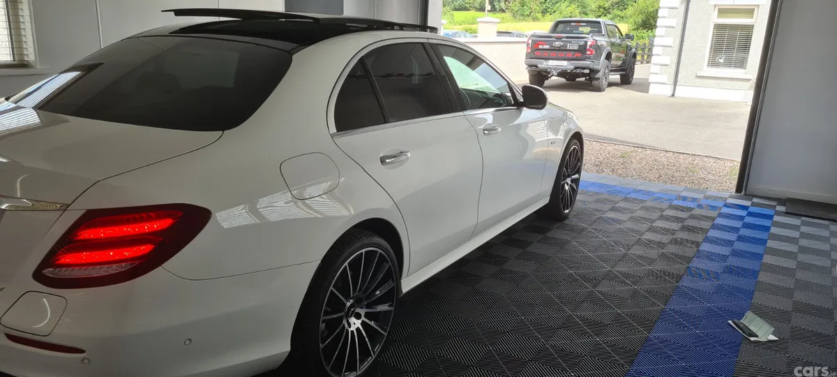 Mercedes-Benz E-Class Saloon, Diesel Plug-in Hybrid, 2019, White