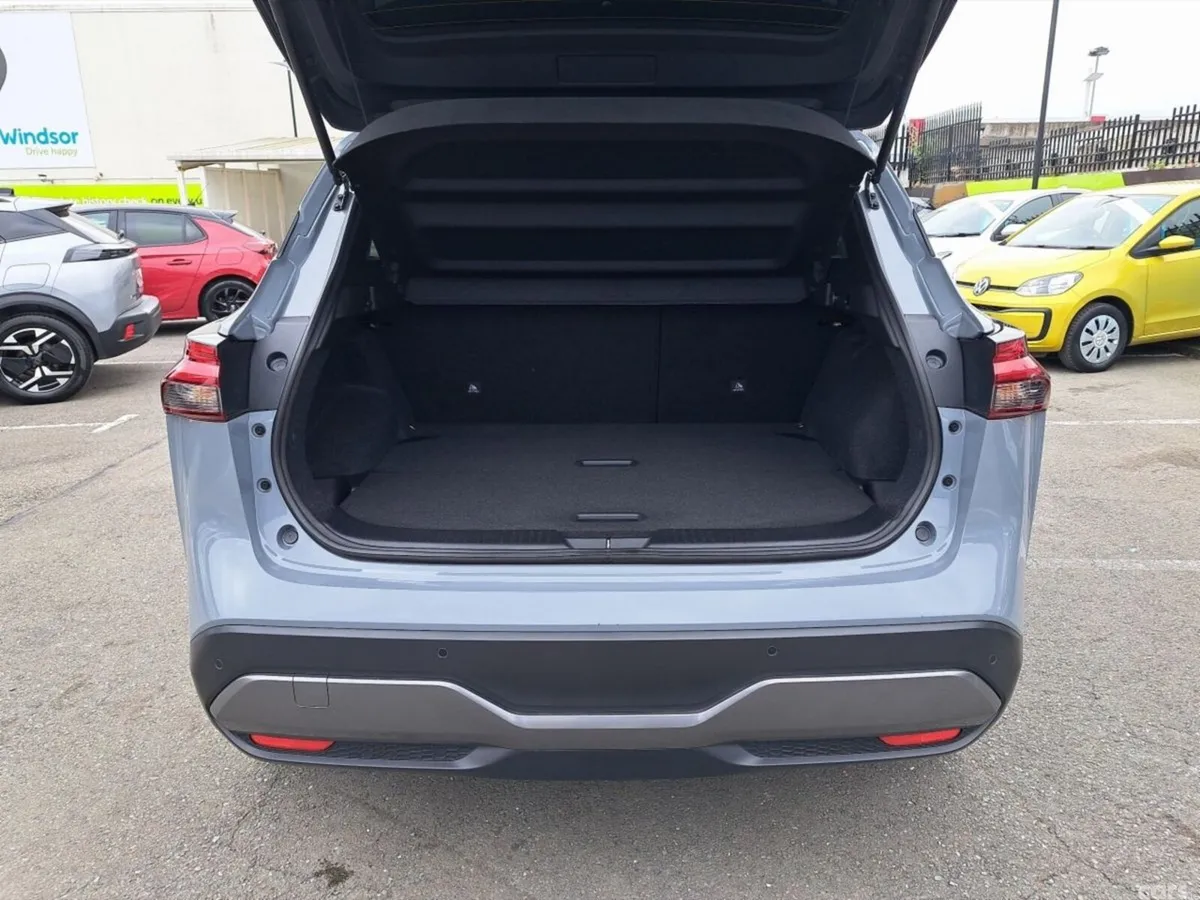 Nissan Qashqai SUV, Petrol, 2024, Grey