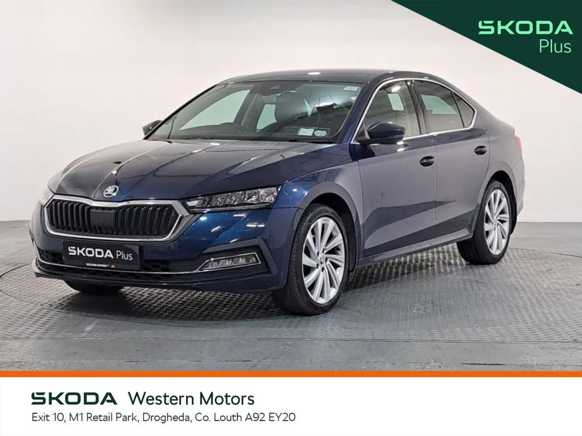 Skoda Octavia Saloon, Diesel, 2023, Blue