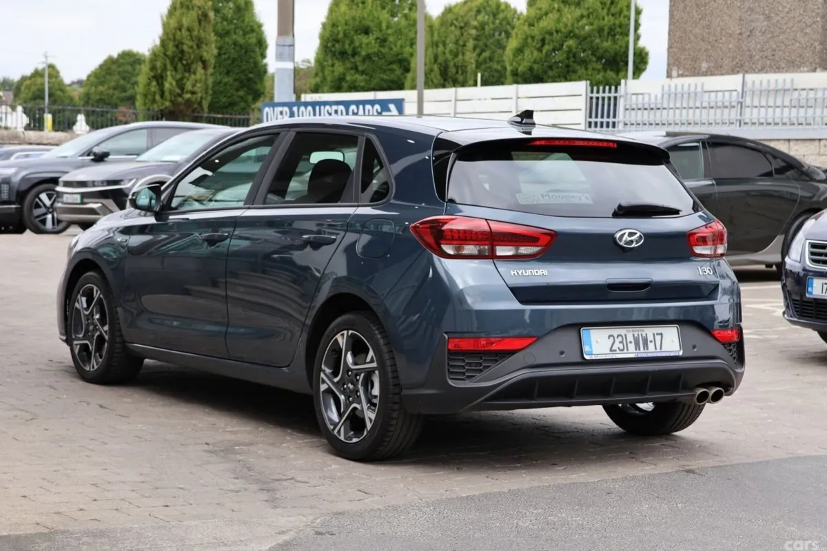 Hyundai i30 Hatchback, Petrol, 2023, Blue