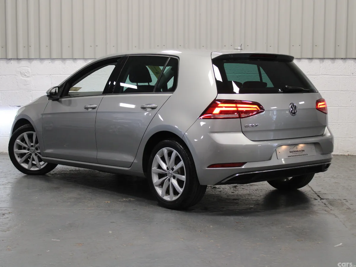 Volkswagen Golf Hatchback, Petrol, 2019, Silver