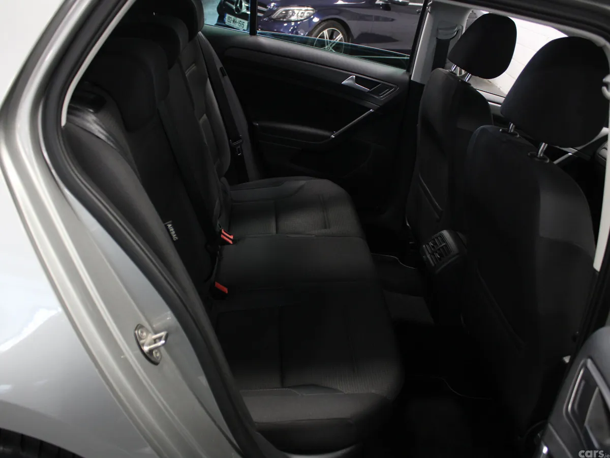 Volkswagen Golf Hatchback, Petrol, 2019, Silver