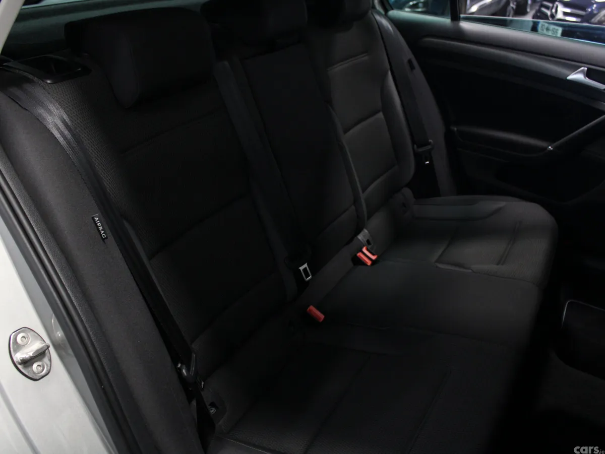 Volkswagen Golf Hatchback, Petrol, 2019, Silver