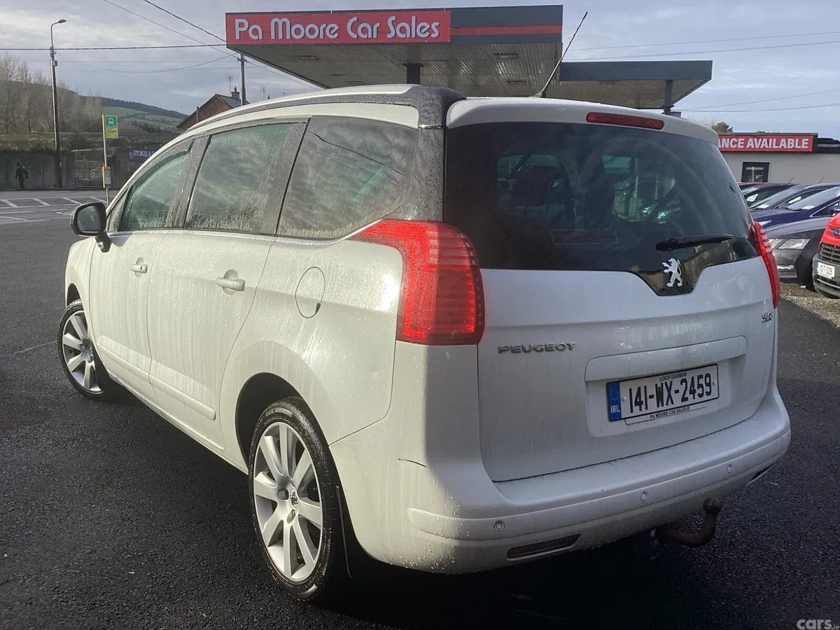 Peugeot 5008 MPV, Diesel, 2014, White
