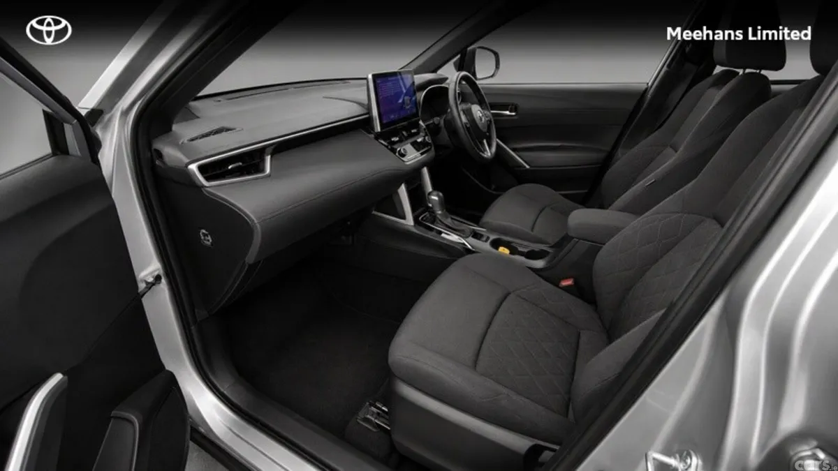 Toyota Corolla Cross Hatchback, Petrol Hybrid, 2024, Silver