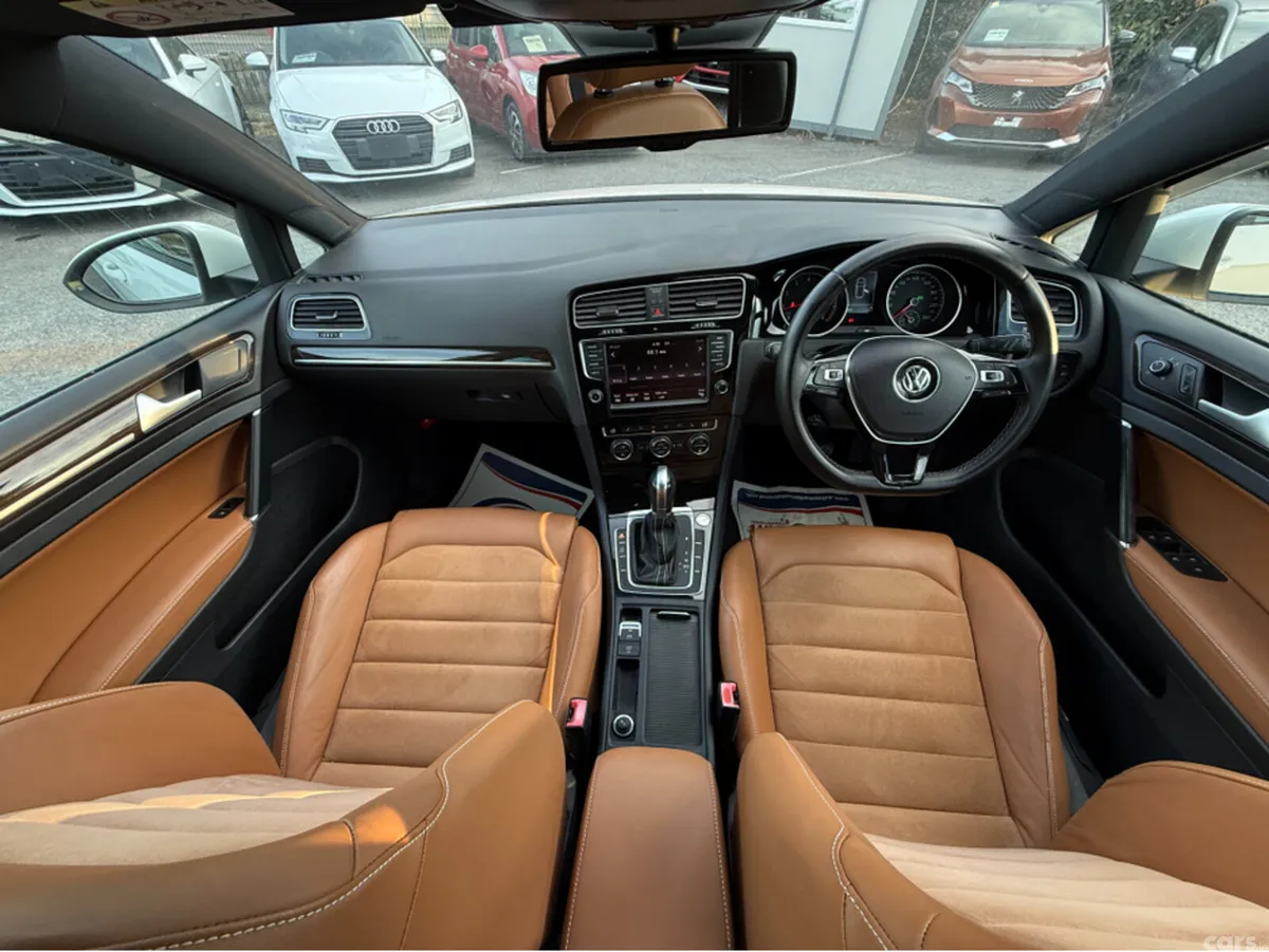 Volkswagen Golf Hatchback, Petrol, 2014, White