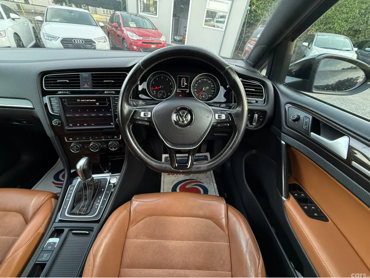 Volkswagen Golf Hatchback, Petrol, 2015, Black
