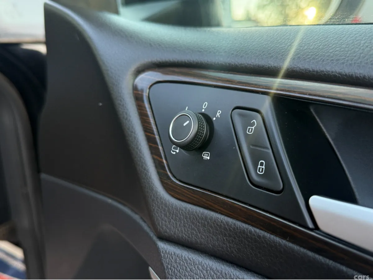 Volkswagen Golf Hatchback, Petrol, 2015, Black