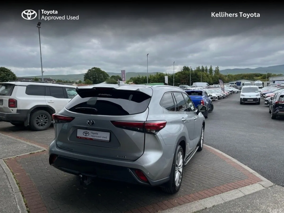 Toyota Highlander Estate, Petrol Hybrid, 2024, Grey