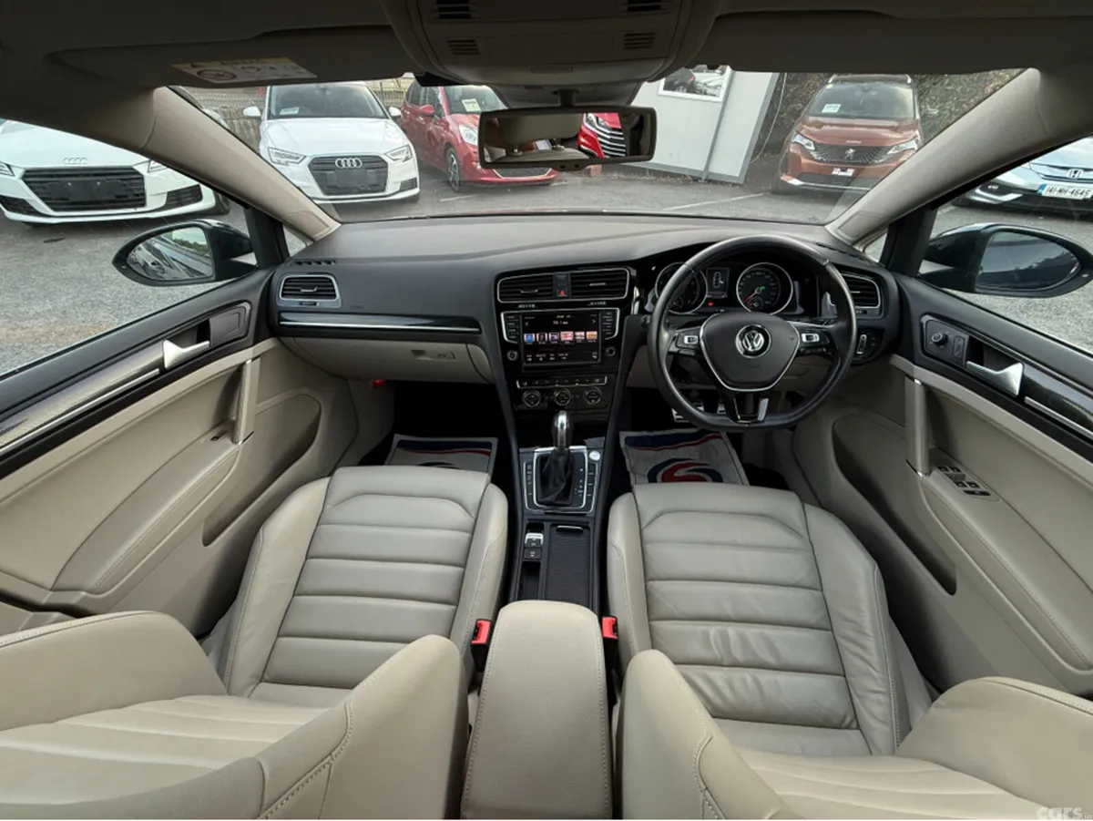 Volkswagen Golf Hatchback, Petrol, 2015, Blue