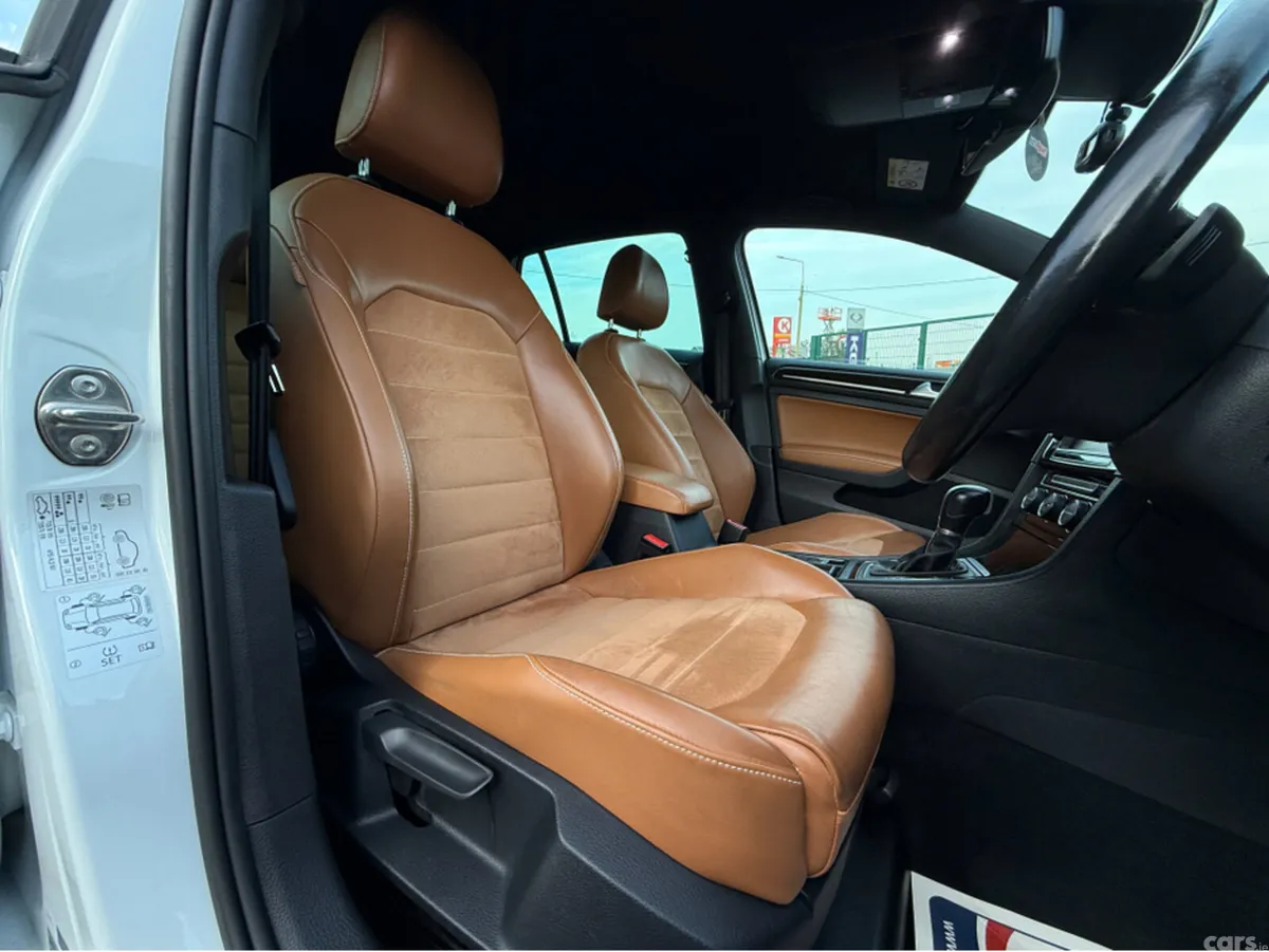 Volkswagen Golf Hatchback, Petrol, 2015, White