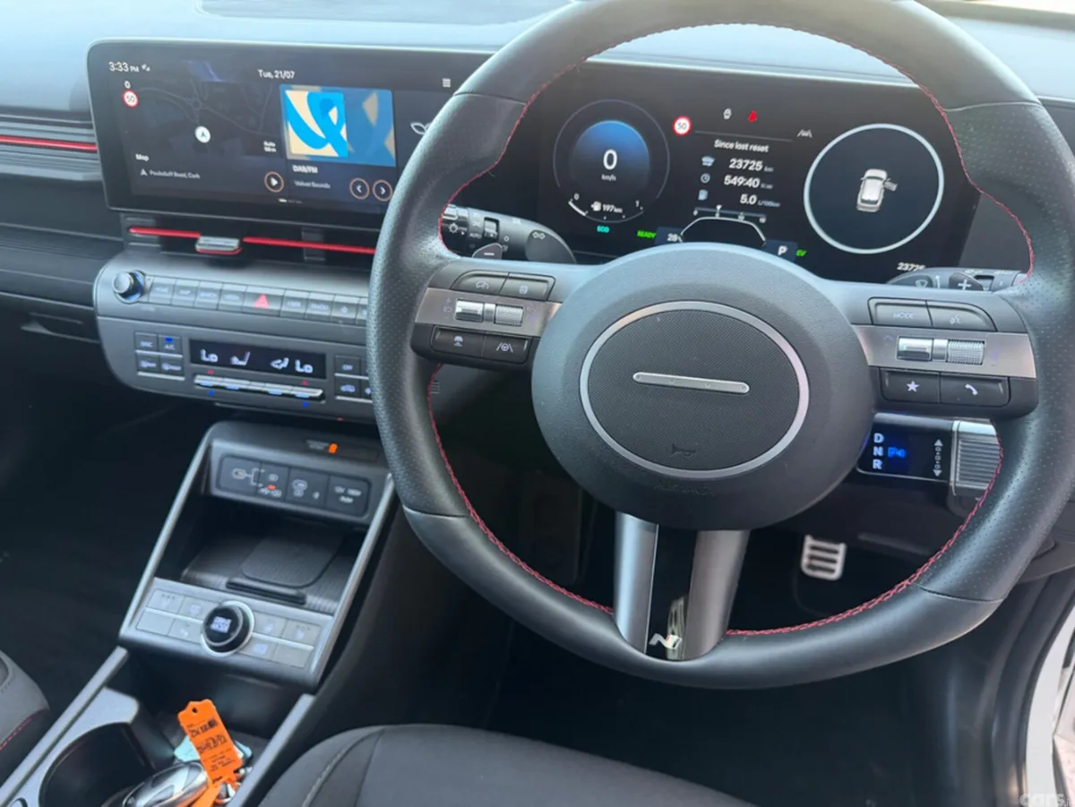 Hyundai KONA MPV, Petrol Hybrid, 2025, White