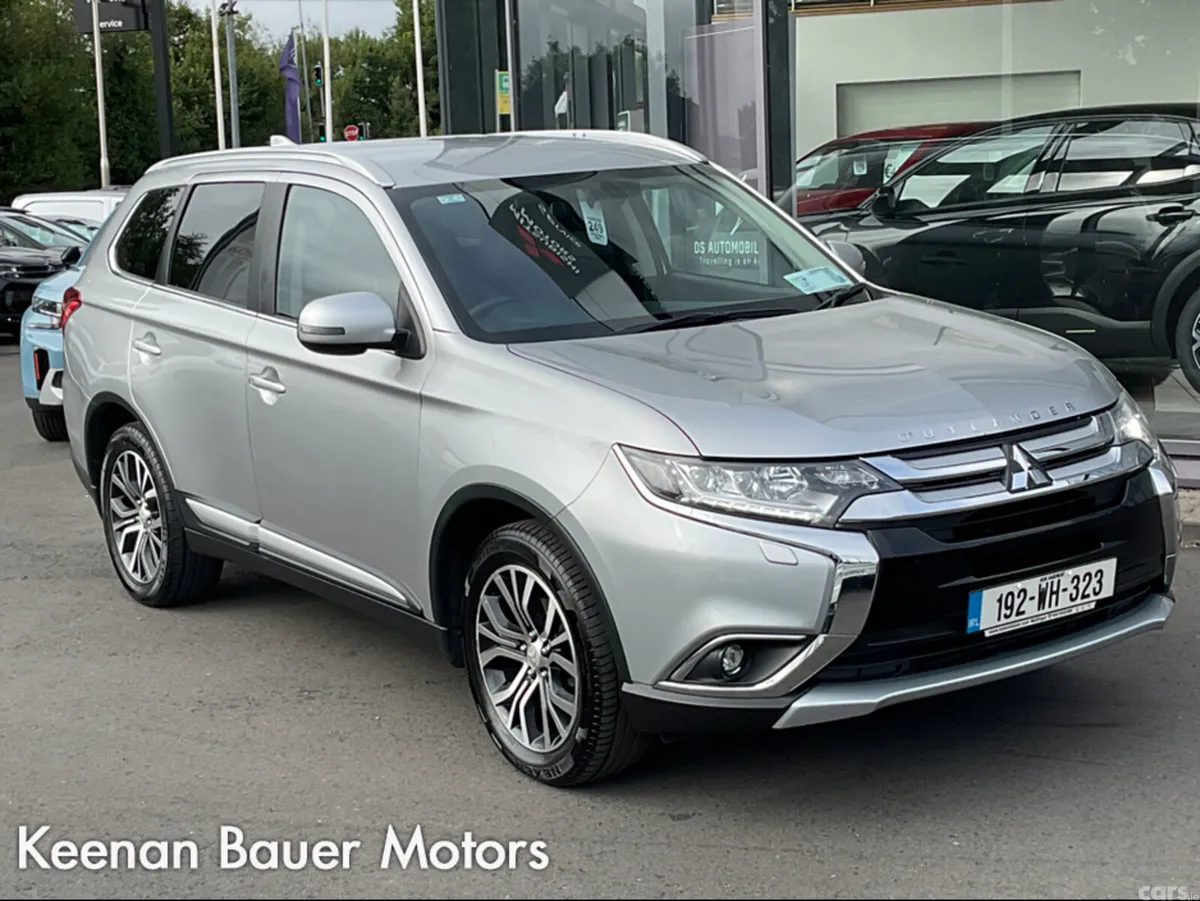 Mitsubishi Outlander Estate, Diesel, 2019, Grey