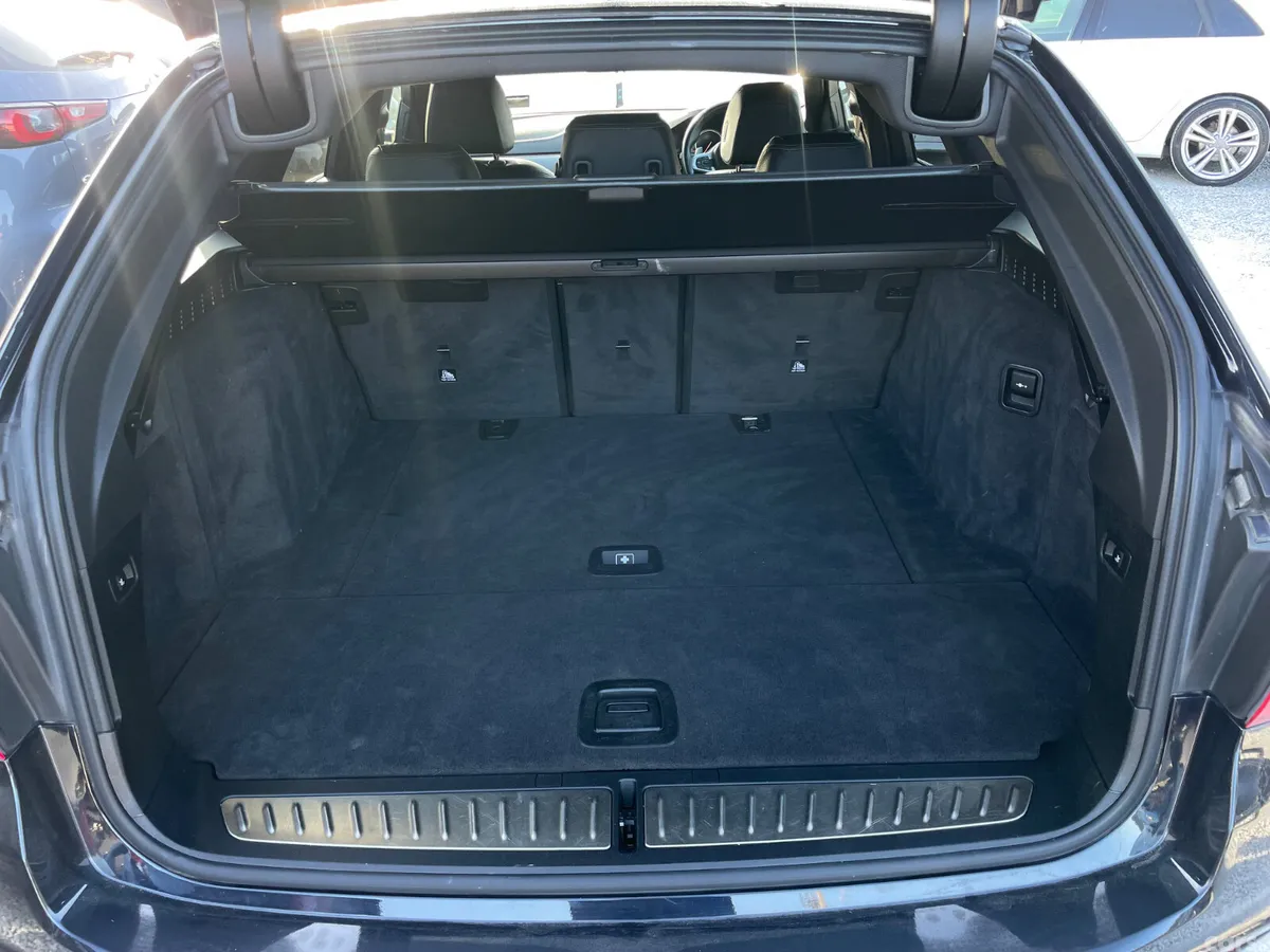 BMW 5-Series Estate, Diesel, 2018, Black