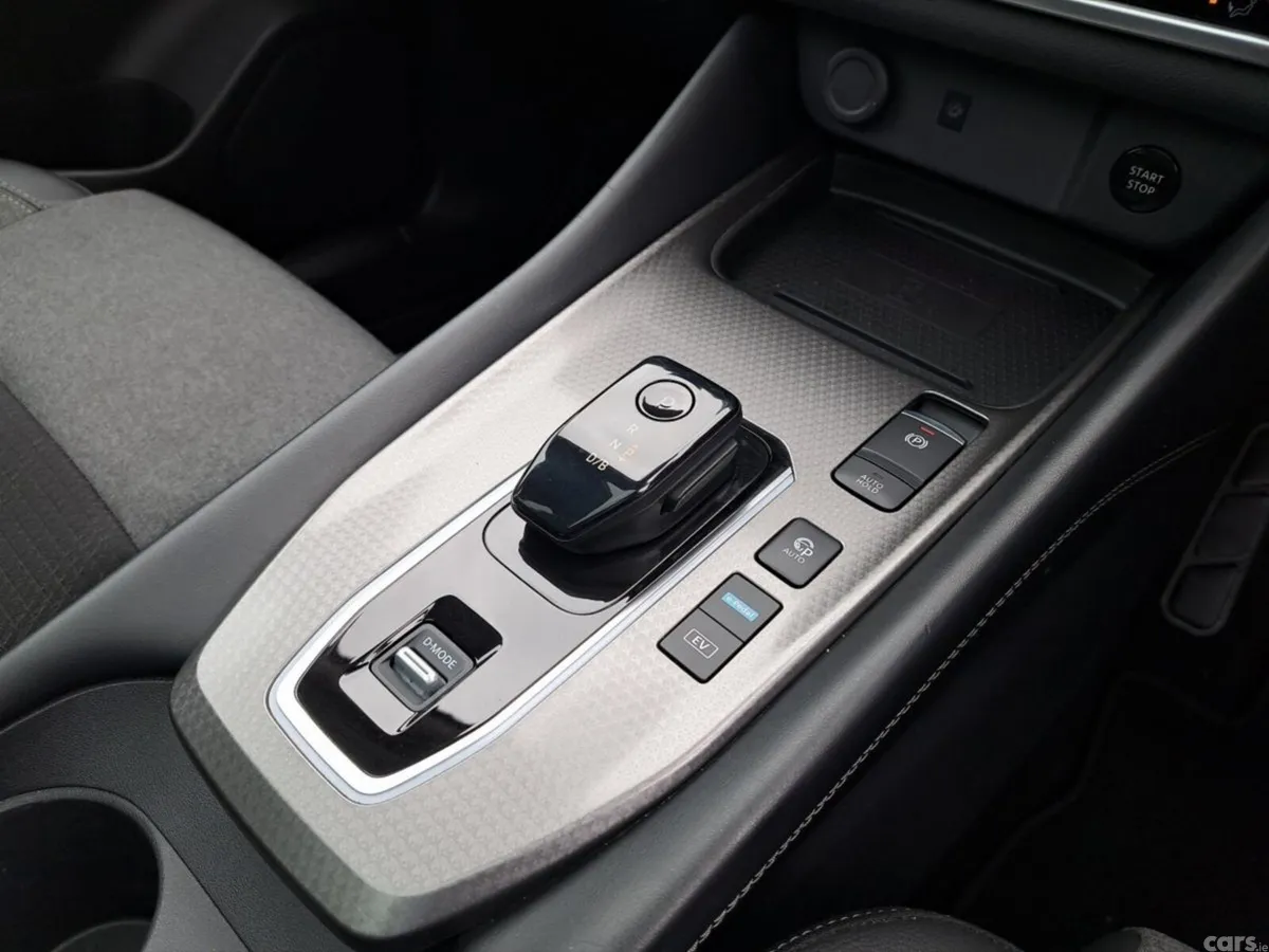 Nissan Qashqai SUV, Petrol Hybrid, 2025, Grey