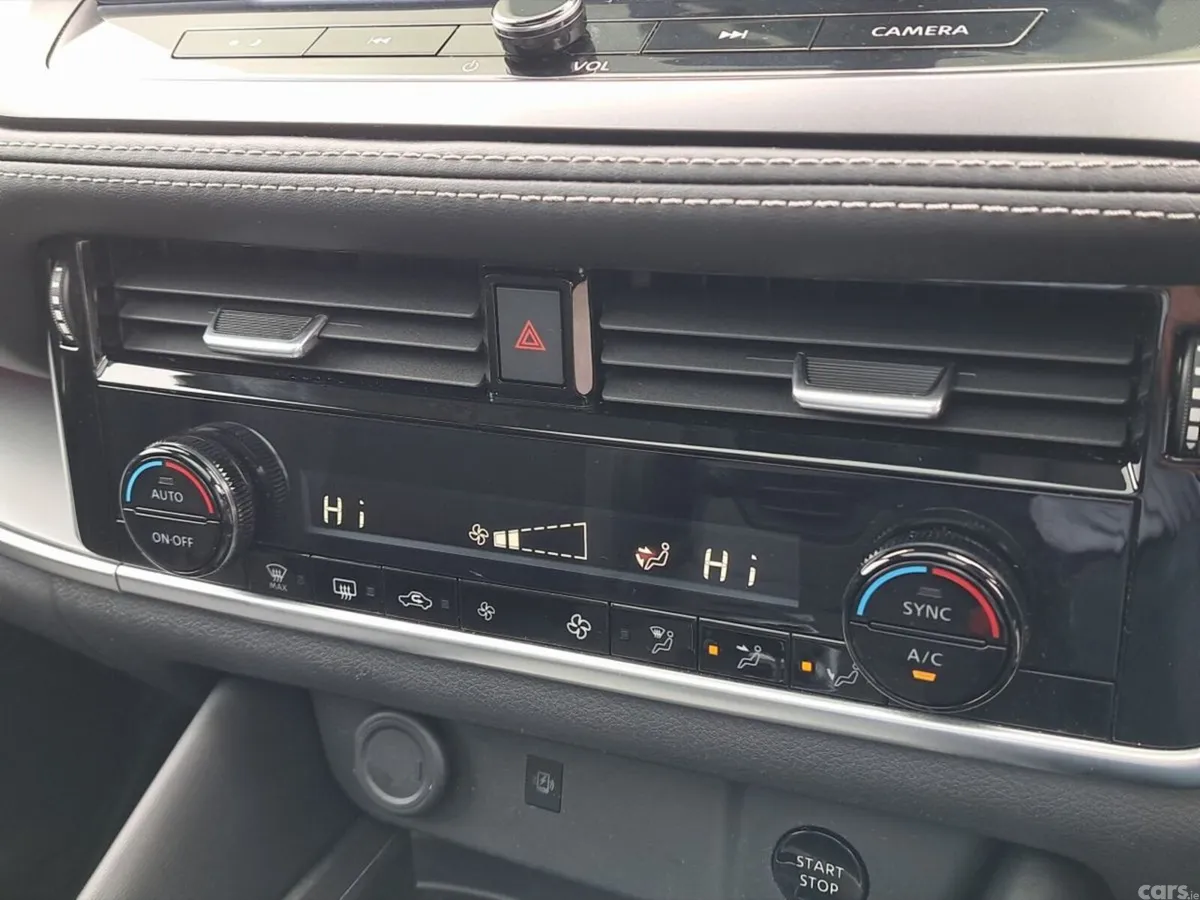 Nissan Qashqai SUV, Petrol Hybrid, 2025, Grey