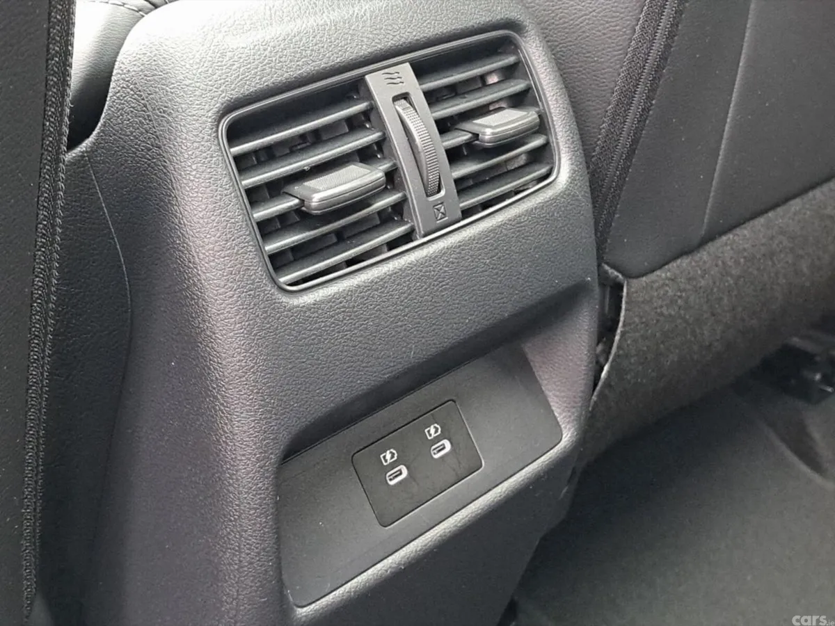 Nissan Qashqai SUV, Petrol Hybrid, 2025, Grey