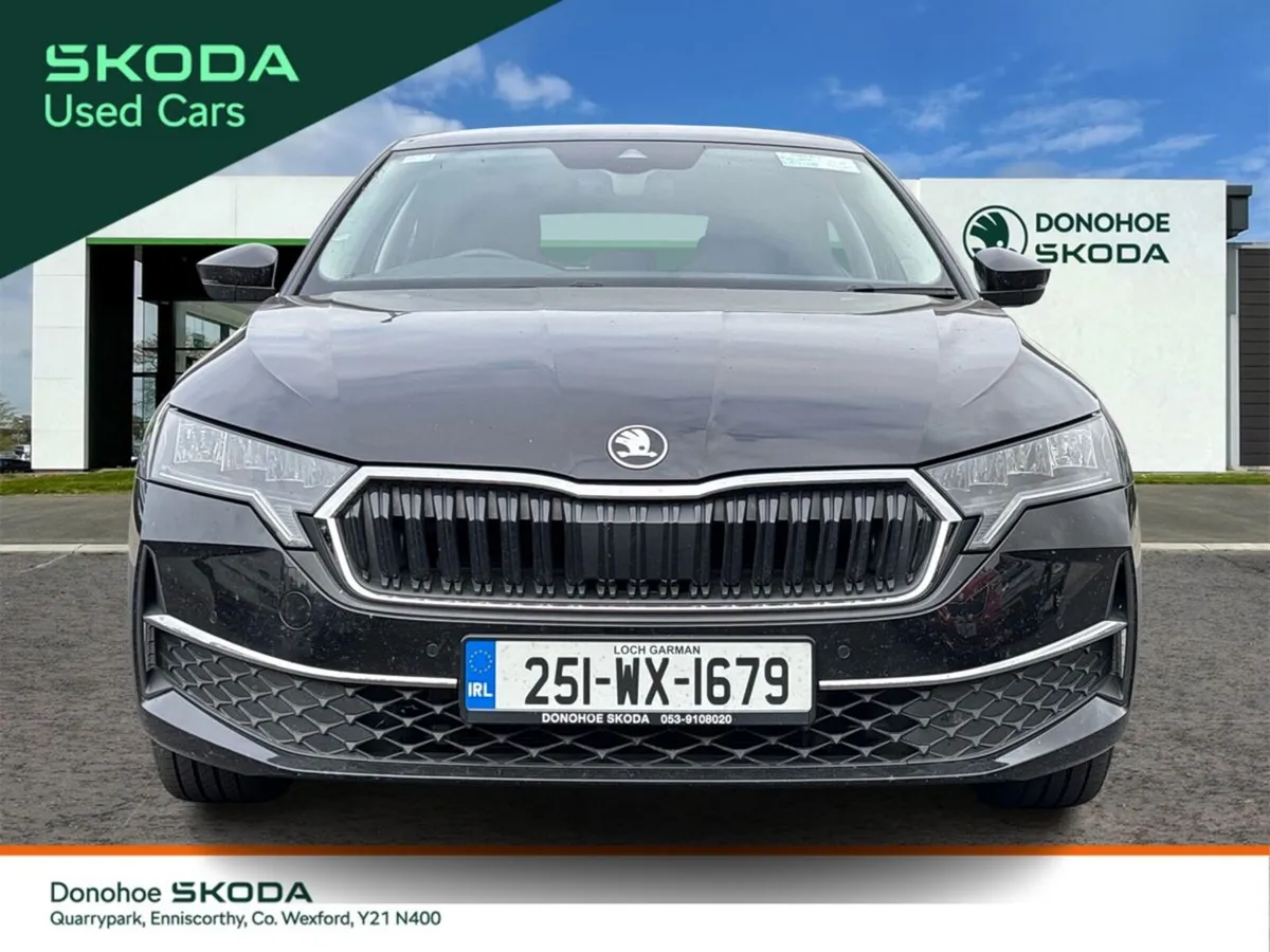 Skoda Octavia Saloon, Diesel, 2025, Black