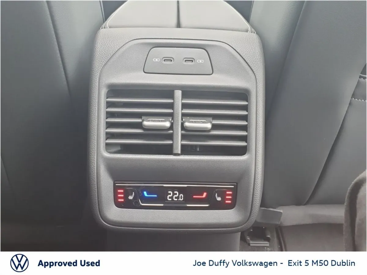 Volkswagen Passat Estate, Diesel, 2026, Grey