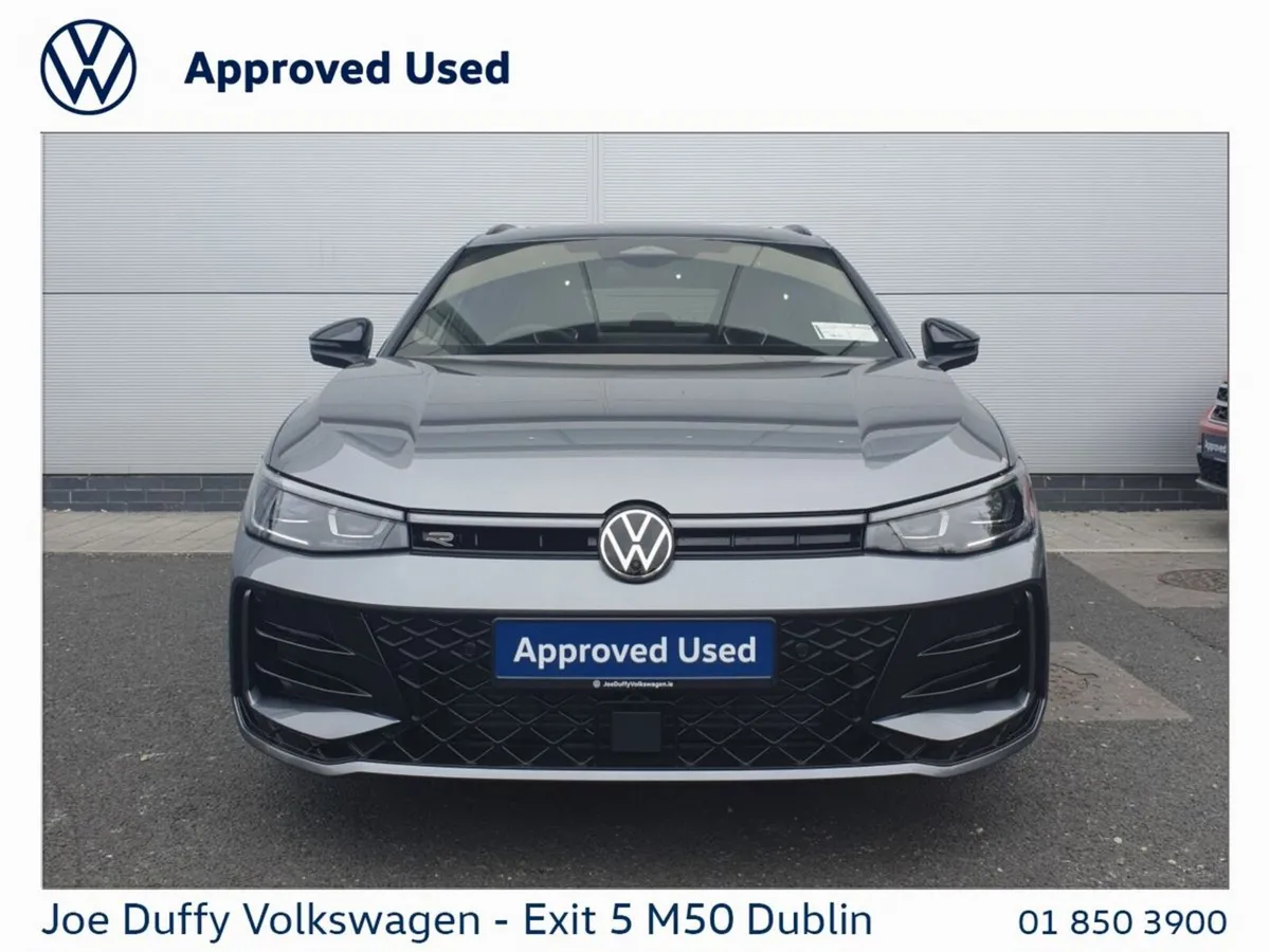 Volkswagen Passat Estate, Diesel, 2026, Grey