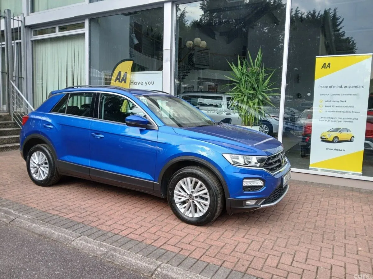 Volkswagen T-Roc SUV, Diesel, 2021, Blue