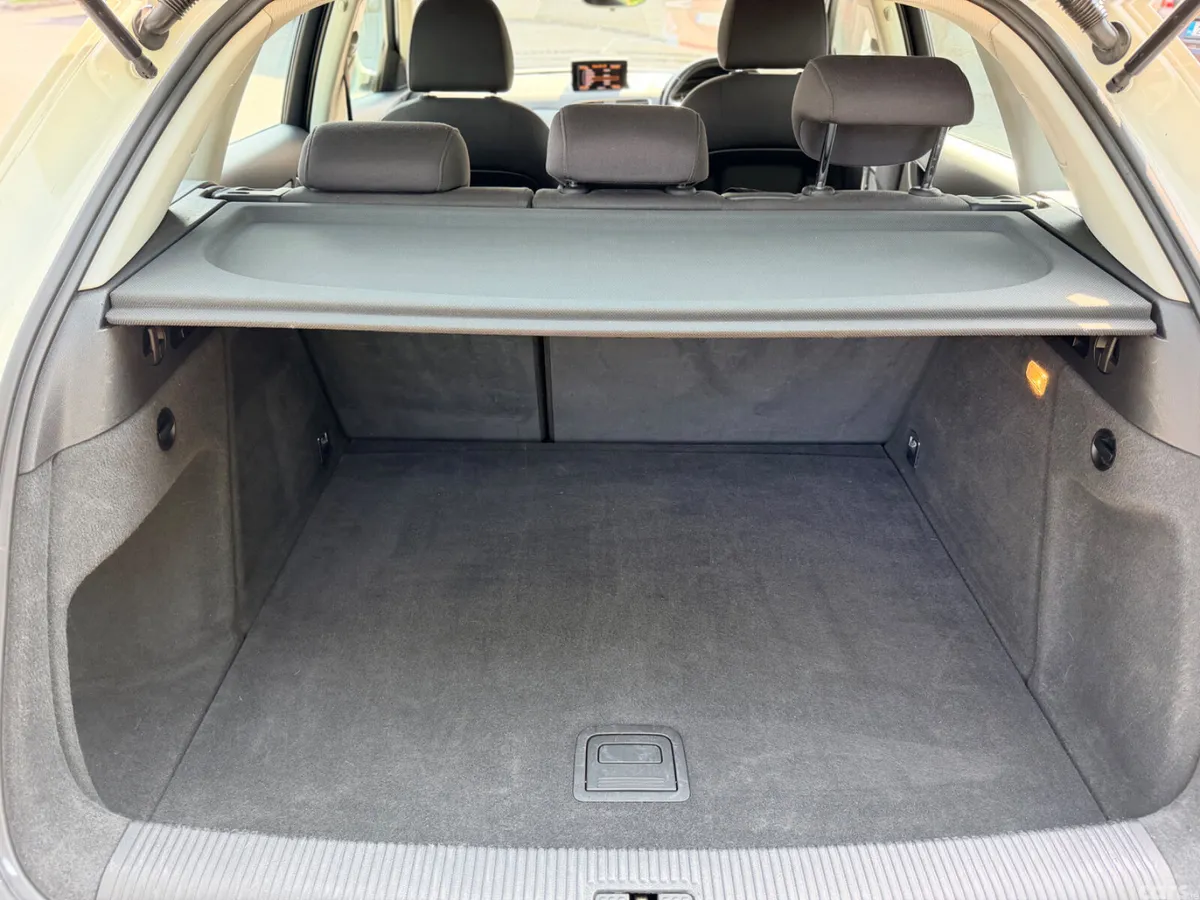 Audi Q3 SUV, Diesel, 2012, White