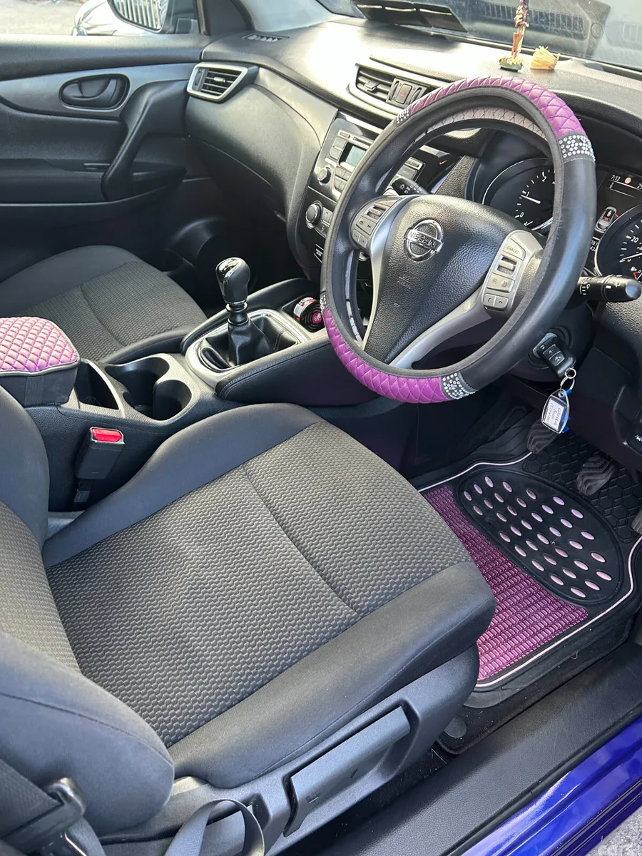 Nissan Qashqai Hatchback, Diesel, 2015, Blue