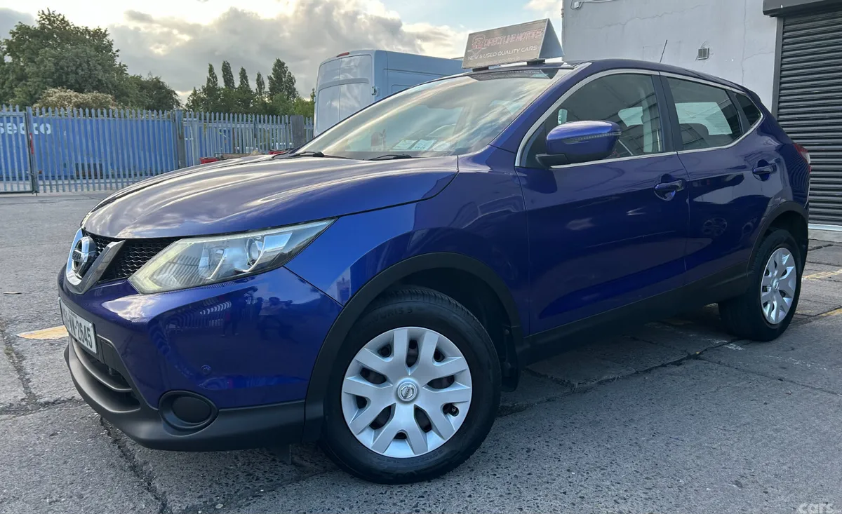 Nissan Qashqai Hatchback, Diesel, 2015, Blue