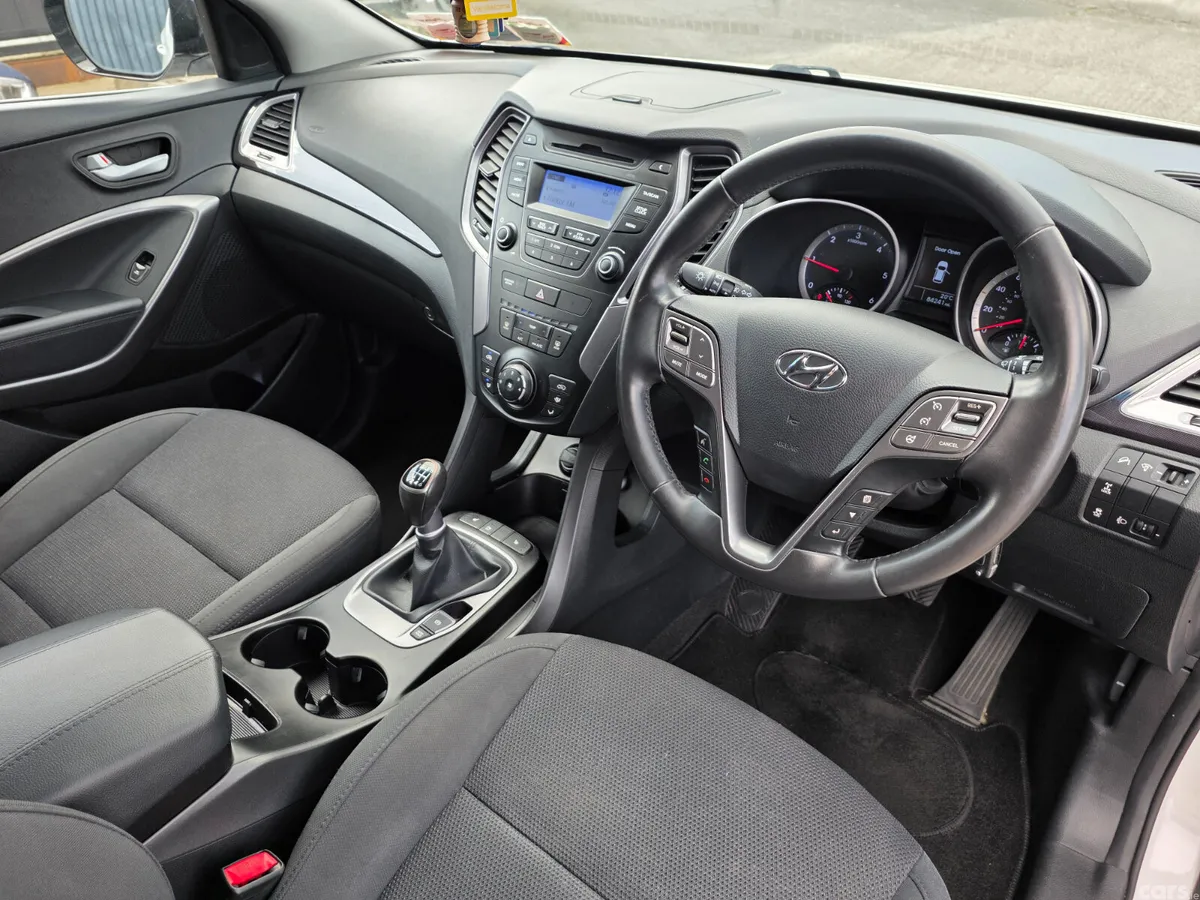 Hyundai Santa Fe SUV, Diesel, 2014, White