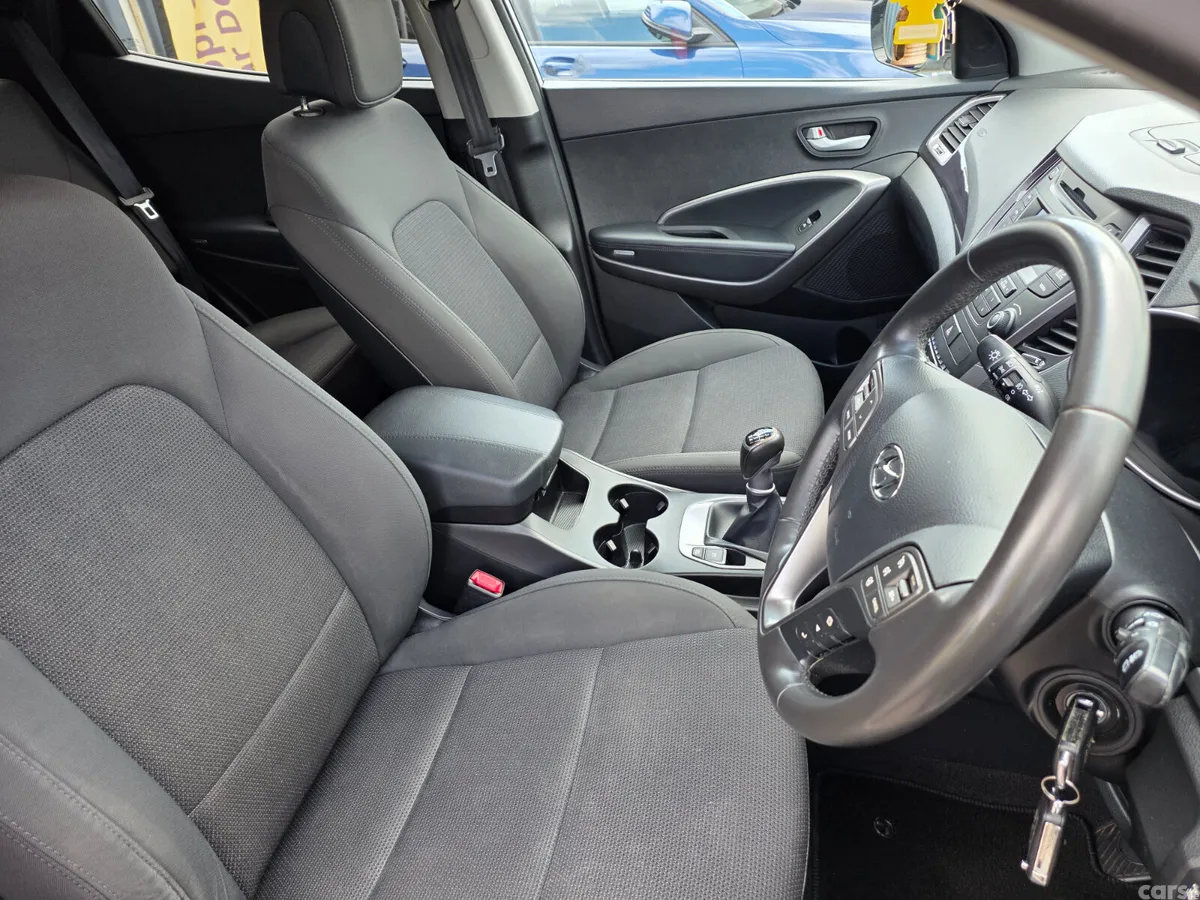 Hyundai Santa Fe SUV, Diesel, 2014, White
