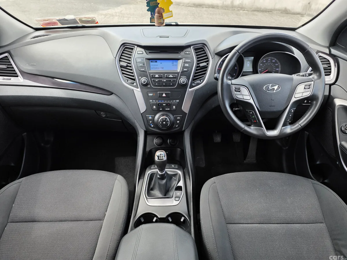 Hyundai Santa Fe SUV, Diesel, 2014, White