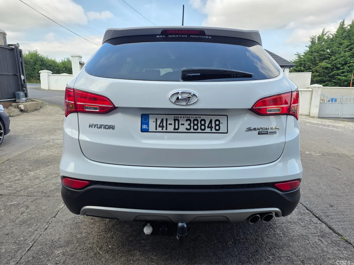 Hyundai Santa Fe SUV, Diesel, 2014, White