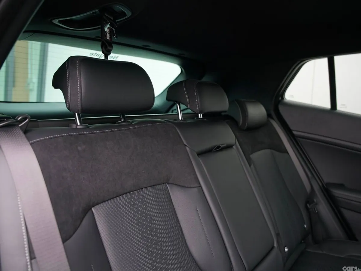 Kia Sportage SUV, Petrol Hybrid, 2027, Black