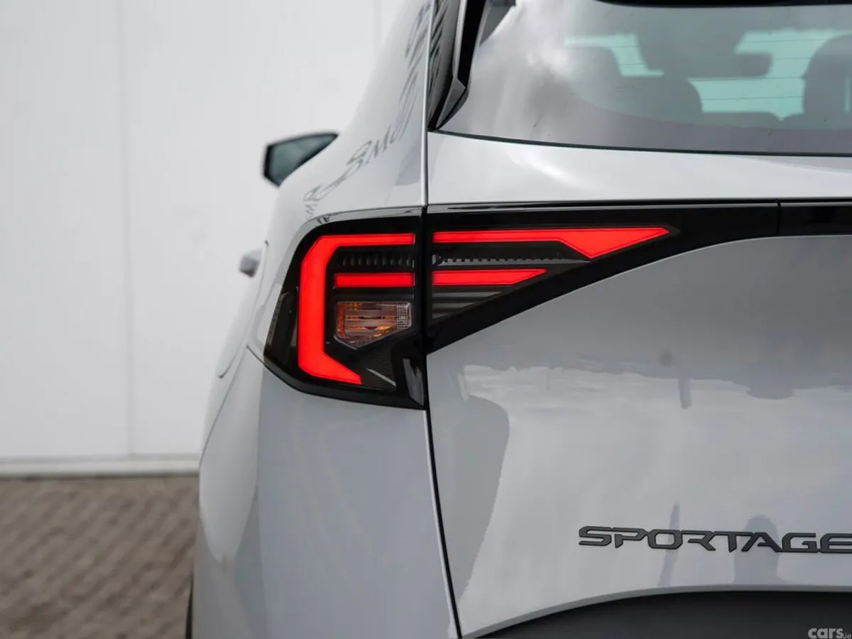 Kia Sportage SUV, Petrol Hybrid, 2027, Black