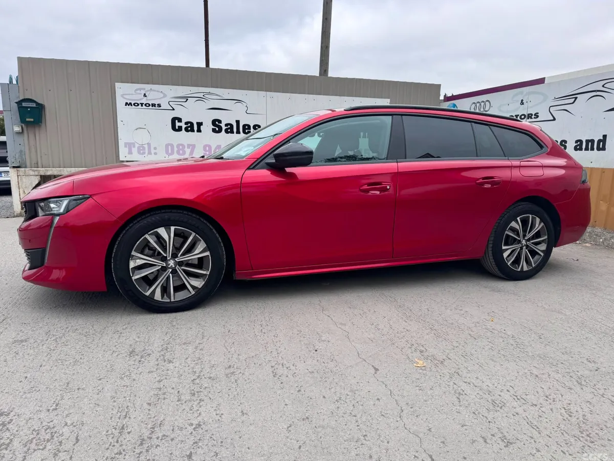 Peugeot 508 Estate/Jeep, Petrol Plug-in Hybrid, 2022, Red