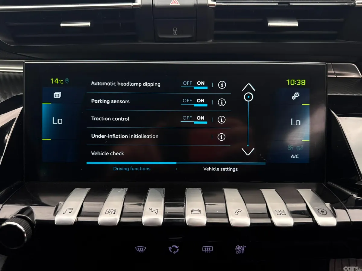 Peugeot 508 Estate/Jeep, Petrol Plug-in Hybrid, 2022, Red