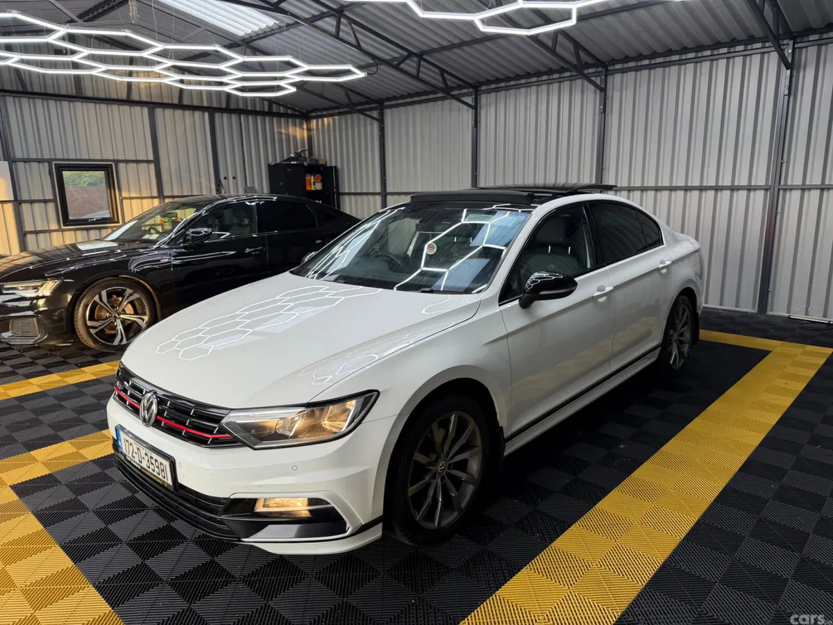 Volkswagen Passat Saloon, Diesel, 2017, White