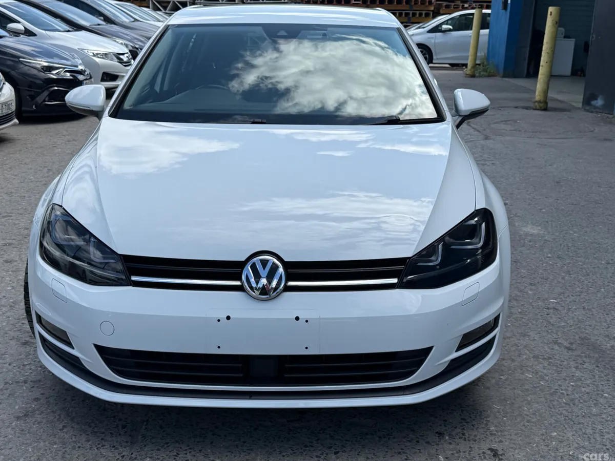 Volkswagen Golf Hatchback, Petrol, 2017, White