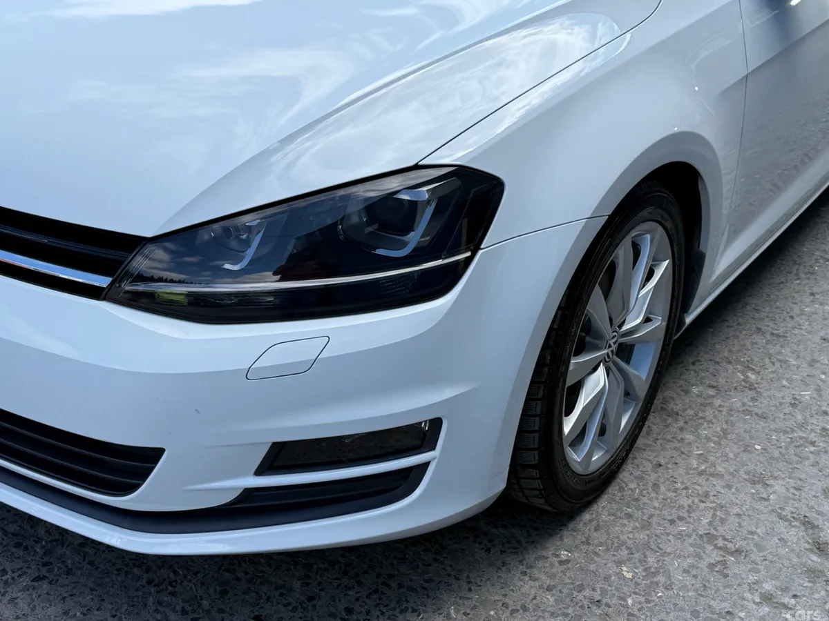 Volkswagen Golf Hatchback, Petrol, 2017, White