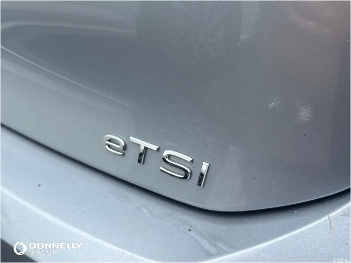 Volkswagen Golf Hatchback, Petrol, 2025, Silver