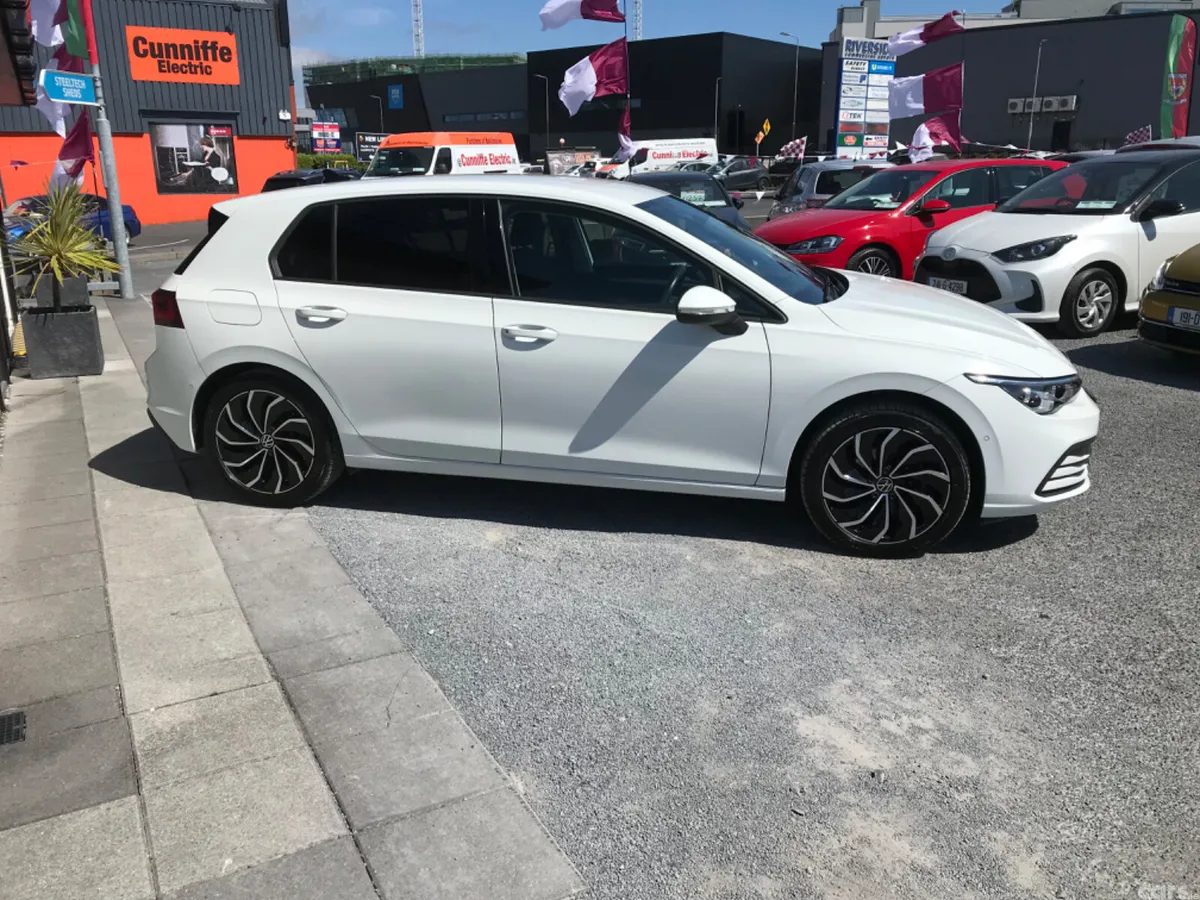 Volkswagen Golf Hatchback, Diesel, 2022, White